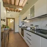 Di Capannole 12 *